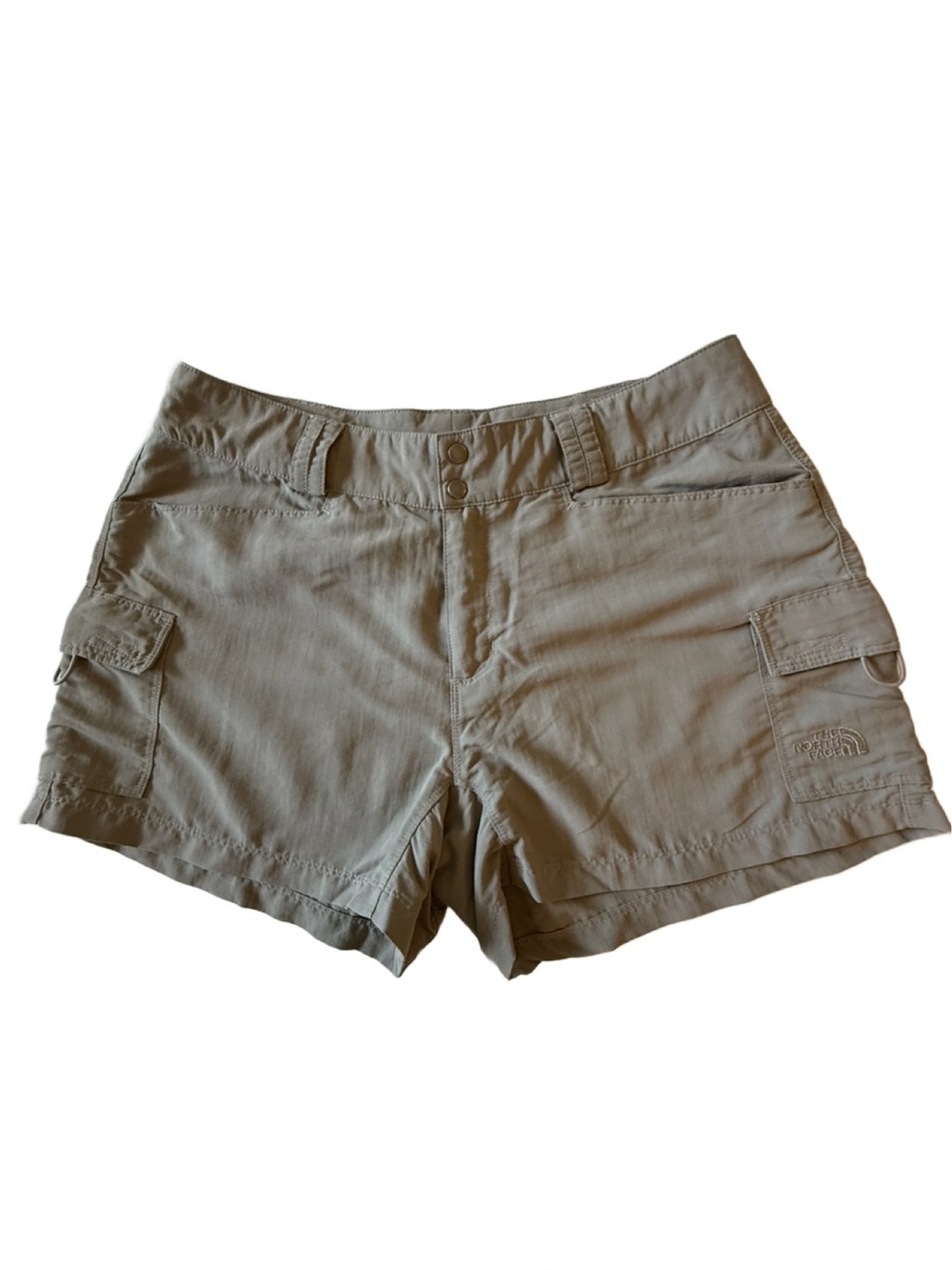 The North Face Women’s Beige Cargo Shorts. 10